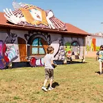 Club Degli Amici Village * Pescia Romana
